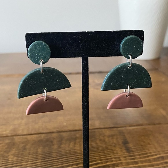 🆕Handmade Clay Earrings - Picture 6 of 8